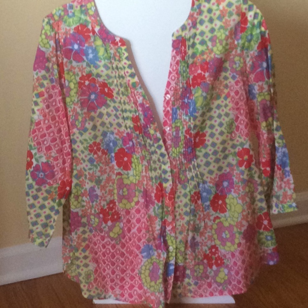 Multi color top